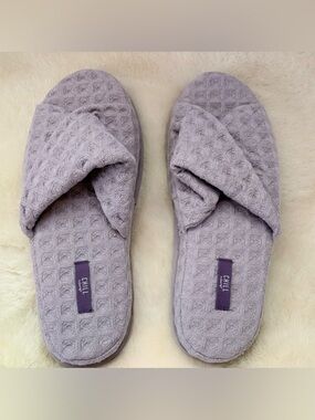 Cravings by Chrissy Teigen Lavender Women's Waffle-Knit Slide Slippers
